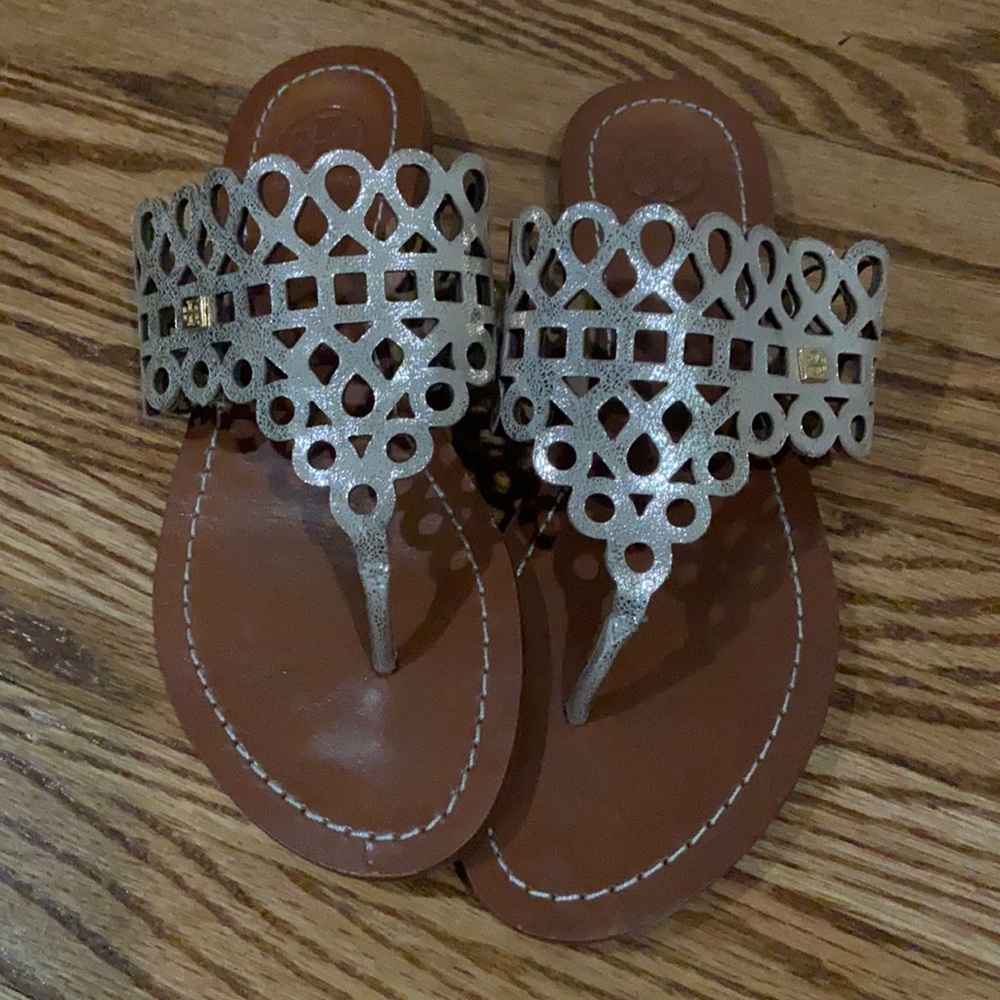 Tory Burch Sandals gold! Like New!!!